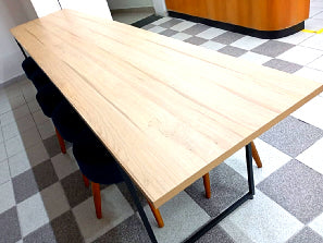 👥 Mesa Comunitária 2.73m 🤝