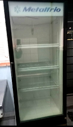 🧊 Geladeira Expositora Metalfrio 👁️
